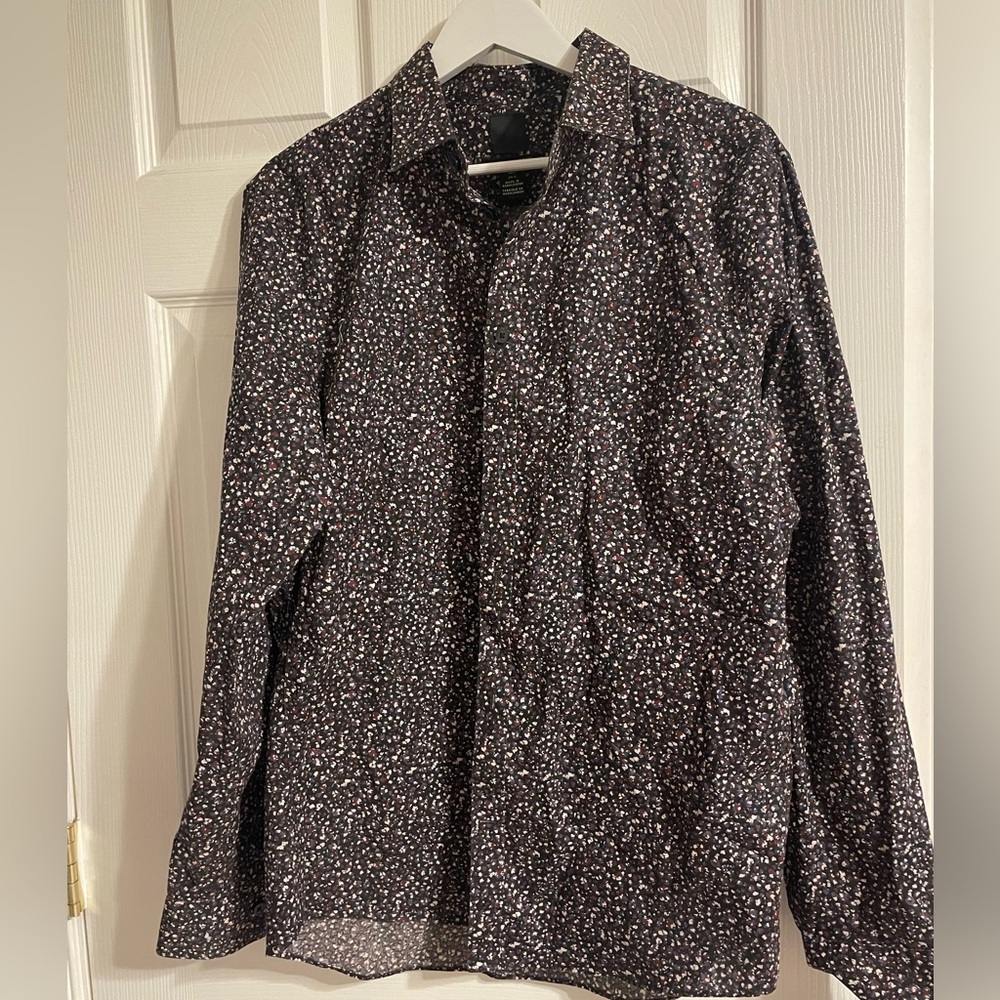 H&M Black and White Casual Button Down Shirt